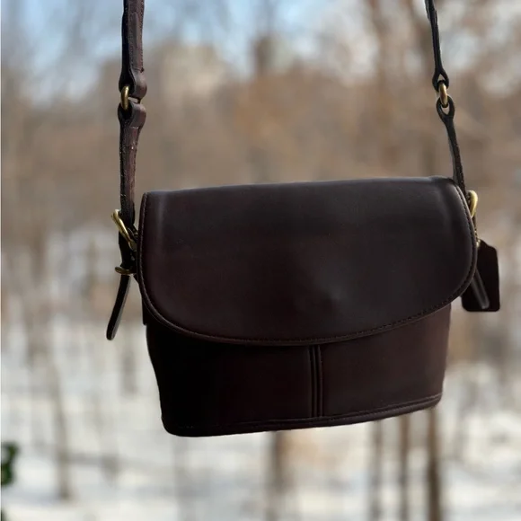 Vintage Coach Equestrian Small Flap Bag | Glovetanned Leather | 9801 | 1997 USA - Picture 13 of 16